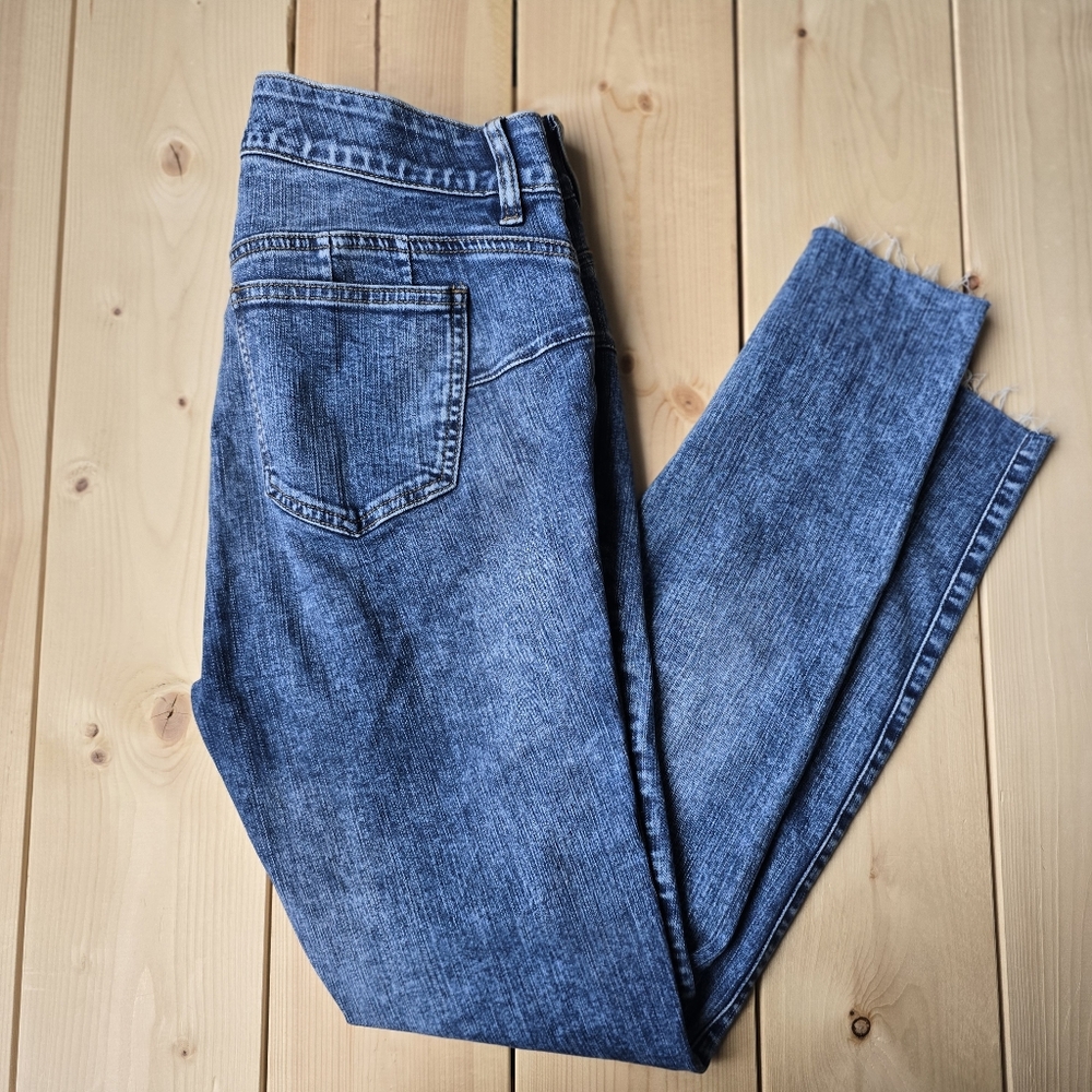 Torrid Bombshell Skinny Jeans Premium Stretch Size 10R